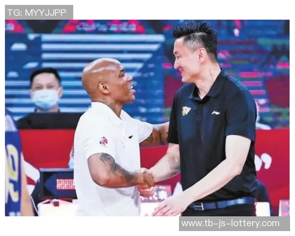 【特写】马布里VS杜锋:与其针锋相对,不如荣辱与共 【特写】马布里VS杜锋:与其针锋相对,不如荣辱与共