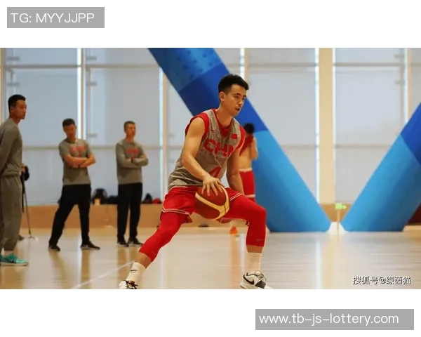 最后一场热身赛！姚明现场督战赵继伟许生日愿望