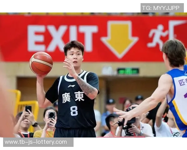 深圳男篮频繁卖人引不满官方安抚:青年队提新人 深圳男篮频繁卖人引不满官方安抚:青年队提新人