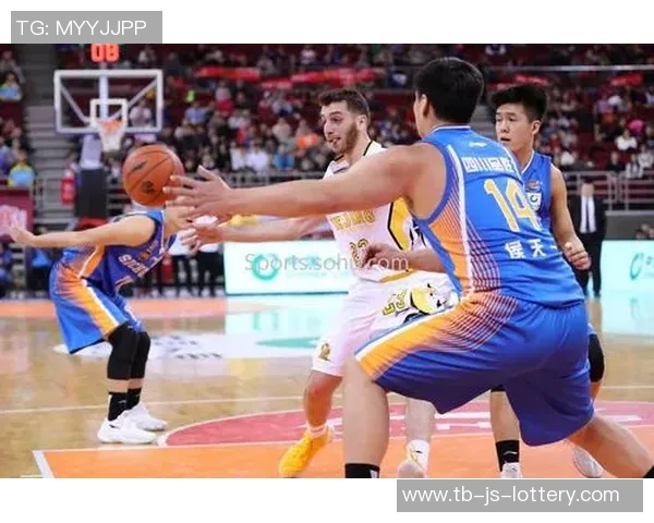 欧洲篮球专家晒照:阿拉基与北控队正式签约,开启全新篮球篇章 欧洲篮球专家晒照:阿拉基与北控队正式签约,开启全新篮球篇章